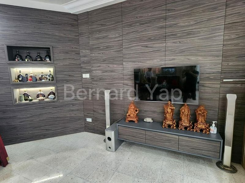 4 Bed Bungalow (Landed) for Sale in  Mayfair Park - Image 5